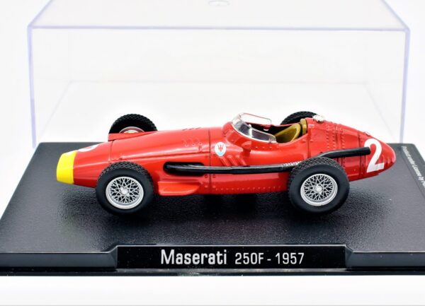 Modellino auto Formula 1 F1 scala 1:43 Maserati 250F IXO modellismo statico