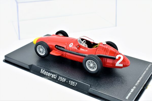 Modellino auto Formula 1 F1 scala 1:43 Maserati 250F IXO modellismo statico - Image 4