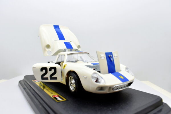 Modellino auto scala 1:24 Ferrari 250 LM monza diecast modellismo da collezione burago - Image 4
