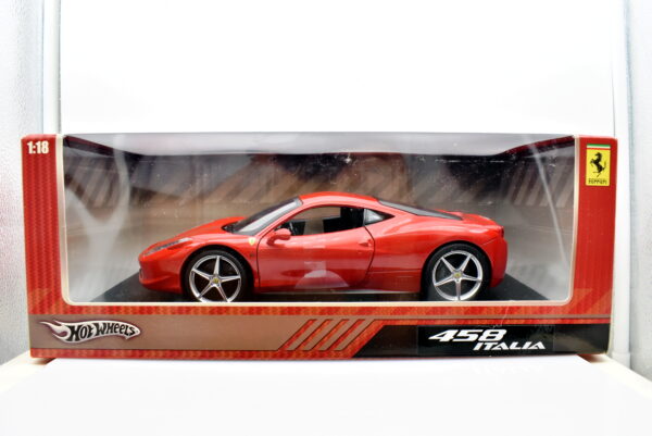 Modellino auto scala 1:18 Ferrari 458 italia Hot Wheels diecast modellismo da collezione - Image 2