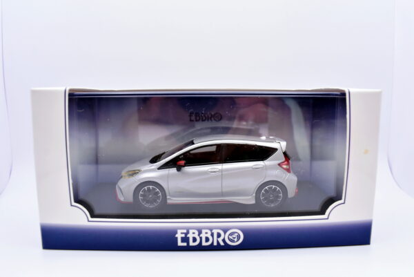 Modellini auto scala 1:43 nissan note e power nismo Ebbro collezione - Image 4