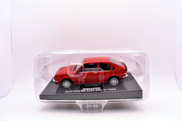 Modellino auto scala 1:43 Alfa Romeo AlfaSud diecast modellismo statico - Image 2