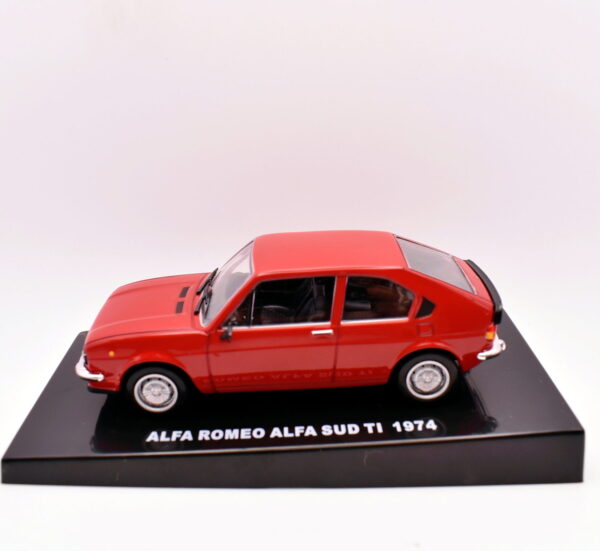 Modellino auto scala 1:43 Alfa Romeo AlfaSud diecast modellismo statico