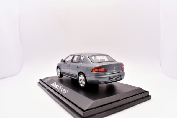 Modellino auto scala 1:43 Skoda superb abrex diecast modellismo da collezione - Image 6