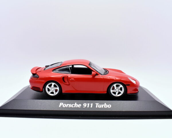 Modellino auto scala 1:43 Porsche 911 turbo Maxichamps diecast modellismo da collezione