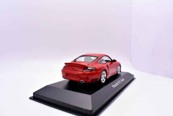Modellino auto scala 1:43 Porsche 911 turbo Maxichamps diecast modellismo da collezione - Image 4