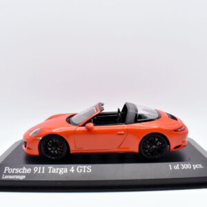 Modellino auto scala 1:43 Porsche 911 targa gts 4 minichamps diecast modellismo da collezione