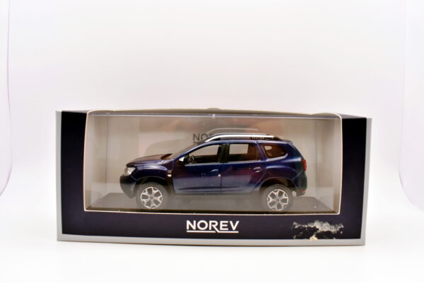 Modellino auto scala 1:43 Dacia duster diecast modellismo statico da collezione - Image 2