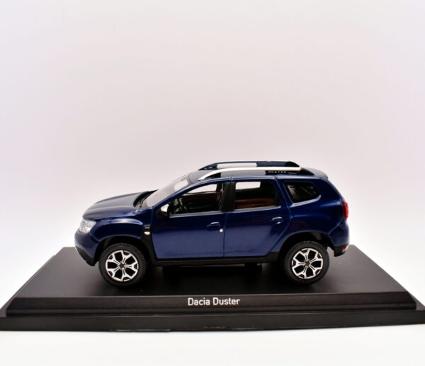 Modellino auto scala 1:43 Dacia duster diecast modellismo statico da collezione