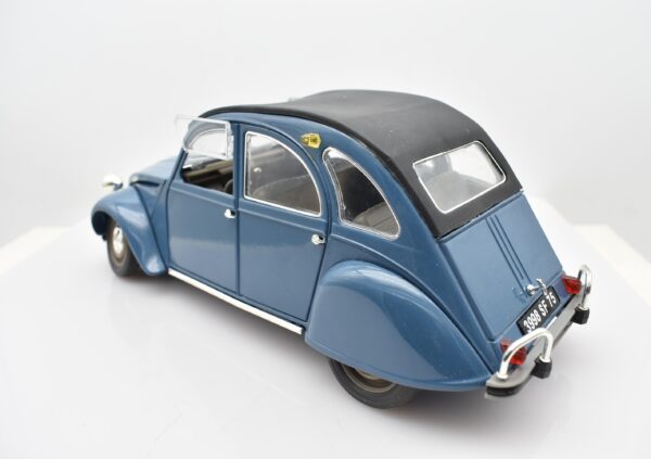 Modellino auto scala 1:18 Citroen 2 CV Solido diecast modellismo da collezione - Image 4