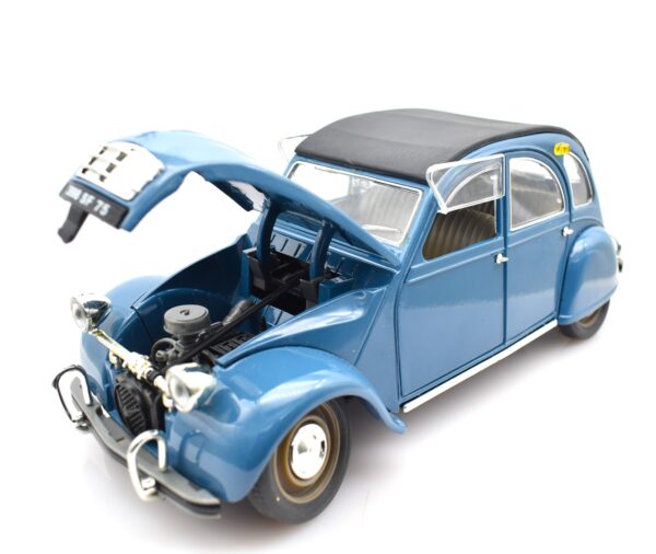 Modellino auto scala 1:18 Citroen 2 CV Solido diecast modellismo da collezione