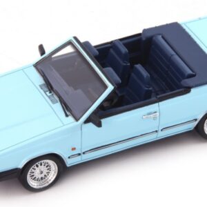 Modellino auto scala 1:43 VOLVO 760 GLE MELLBERG BLUE diecast modellismo statico
