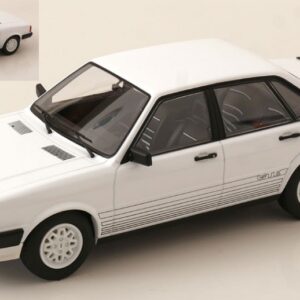 Modellino auto scala 1:18 AUDI 80 B2 bianco diecast modellismo statico