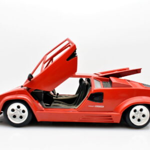 Modellino auto scala 1:18 Lamborghini countach polistil modellismo da collezione