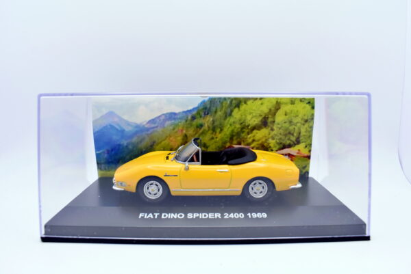 Modellino auto scala 1:43 Fiat Dino Spider giallo diecast modellismo statico car - Image 2