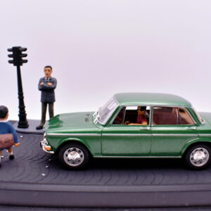 Modellino auto scala 1:43 Simca 1501S diorama diecast modellismo da collezione ixo