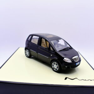 Modellino auto scala 1:43 lancia musa diecast norev modellismo da collezione
