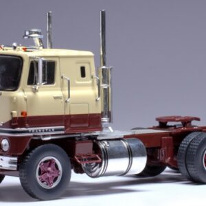 Modellino camion scala 1:43 Ixo INTERNATIONAL TRANSTAR COE 1965 modellismo statico
