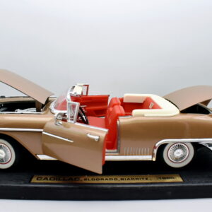 Modellino auto americane scala 1:18 Cadillac eldorad biarritz Road signature diecast modellismo da collezione