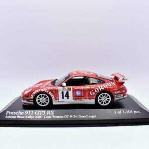 Modellino auto racing scala 1:43 Porsche 911 GT3 RS minichamps modellismo statico