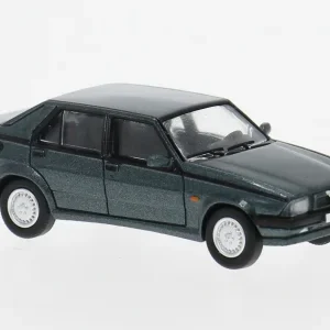 Modellino auto scala 1:87 ALFA ROMEO 75 1988 modellismo statico collezione