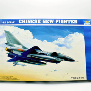 Modellino model kit montaggio chinese new fighter trumpeter scala 1:72 modellismo