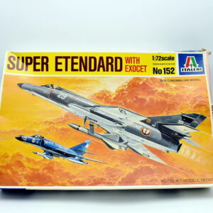 Modellino model kit montaggio aerei SUPER ETENDARD WITH EXOCET italeri scala 1:72 modellismo
