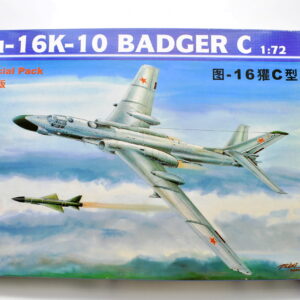 Modellino model kit montaggi TU-16K-10 BADGER C trumpeter scala 1:72 modellismo