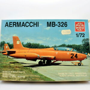 Modellini aerei militari model kit montaggi AERMACCHI MB-326 supermodel scala 1:72 modellismo