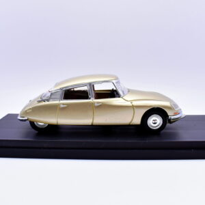 Modellino auto scala 1:43 citroen DS 21 diecast modellismo collezione Rio