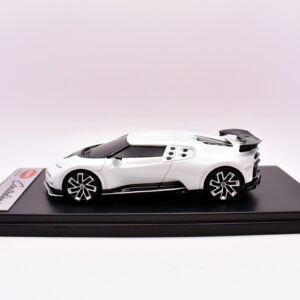 Modellino auto scala 1:43 Bugatti centodieci Looksmart modellismo statico