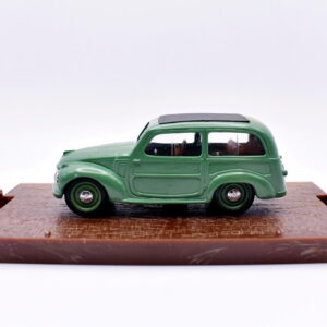 Modellino auto scala 1:43 Fiat 500 giardinetta Brumm diecast modellismo statico