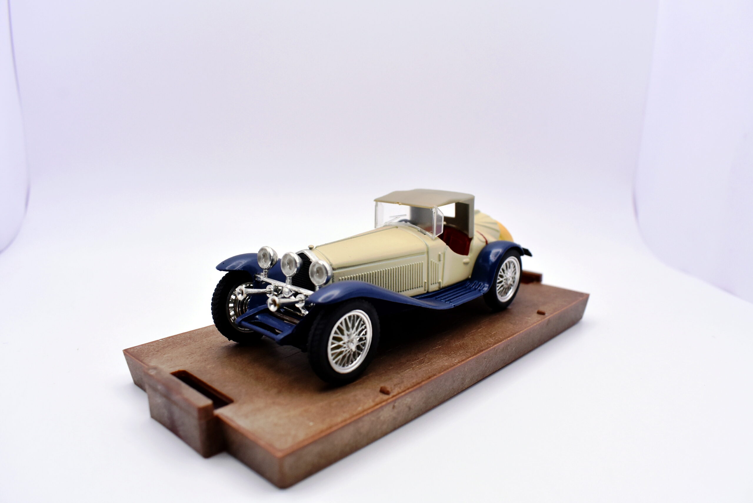 Modellino auto scala 1:43 alfa romeo 2300 diecast modellismo collezione brumm - Image 3