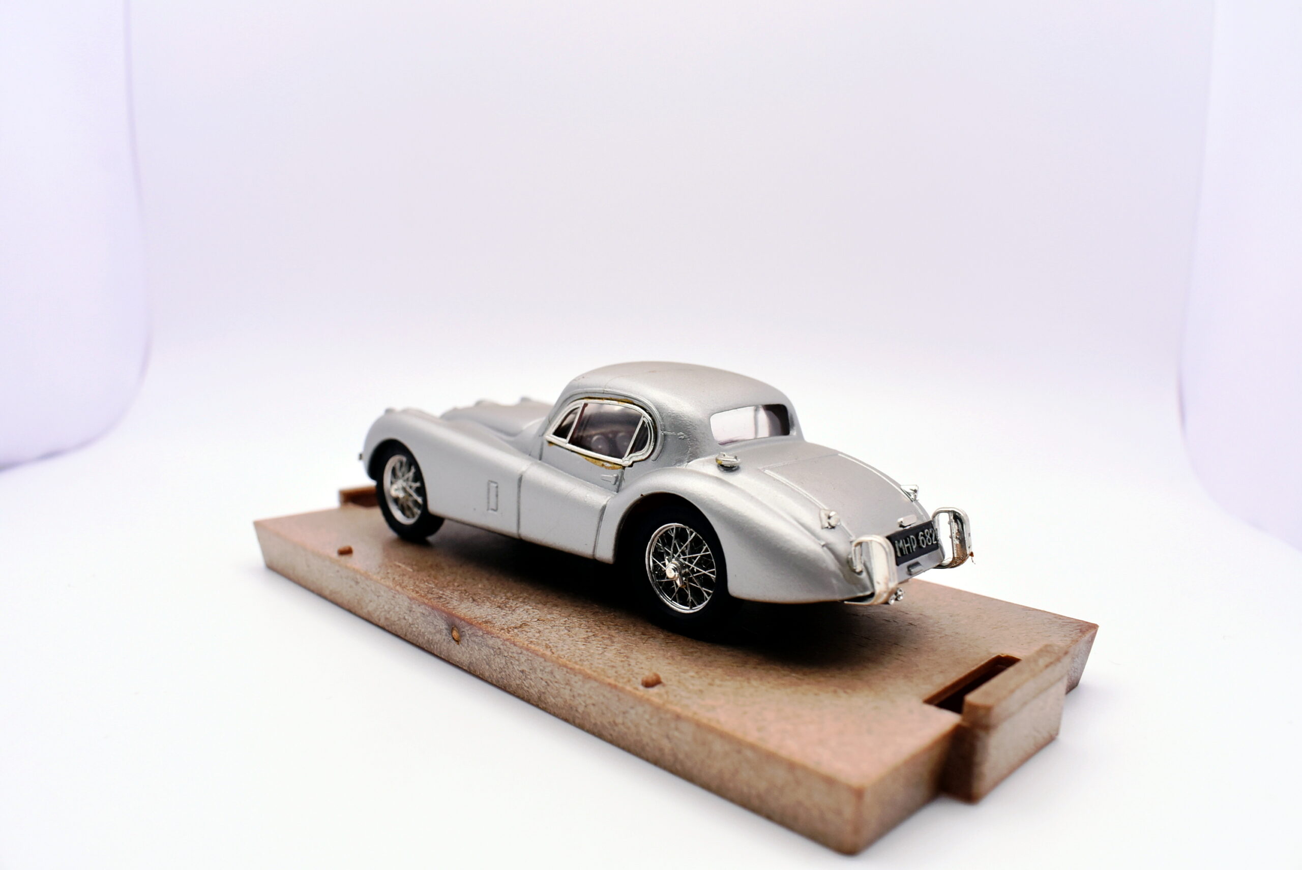 Modellino auto scala 1:43 jaguar hp 160 diecast modellismo collezione brumm - Image 4