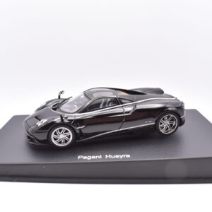 Modellino auto scala 1:43 pagani huayra diecast modellismo collezione autoart