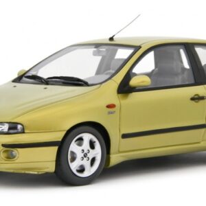 Modellino auto scala 1:18 Laudo Racing FIAT BRAVO HGT 1995 GOLD modellismo statico