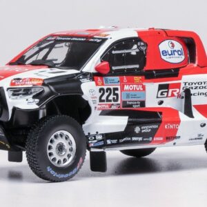 Modellino auto 1:43 Ixo TOYOTA GR DKR HILUX EVO T1 RALLY DAKAR 2022 LATEGAN-CUMMINGS modellismo statico
