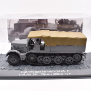 Modellini carri armati tank zugkraftwagen 18t FAMO veicoli militari da combattimento collezione