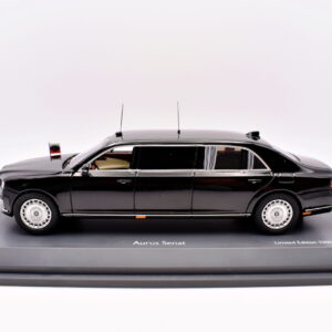 Modellino auto scala 1:43 aurus senat schuco modellismo statico