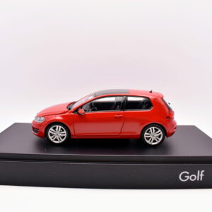 Modellino Auto Scala 1:43 Volkswagen golf 7 Herpa modellismo statico