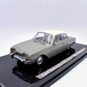 Modellino auto scala 1:43 ford taunus P3 17M saloon minichamps diecast modellismo da collezione