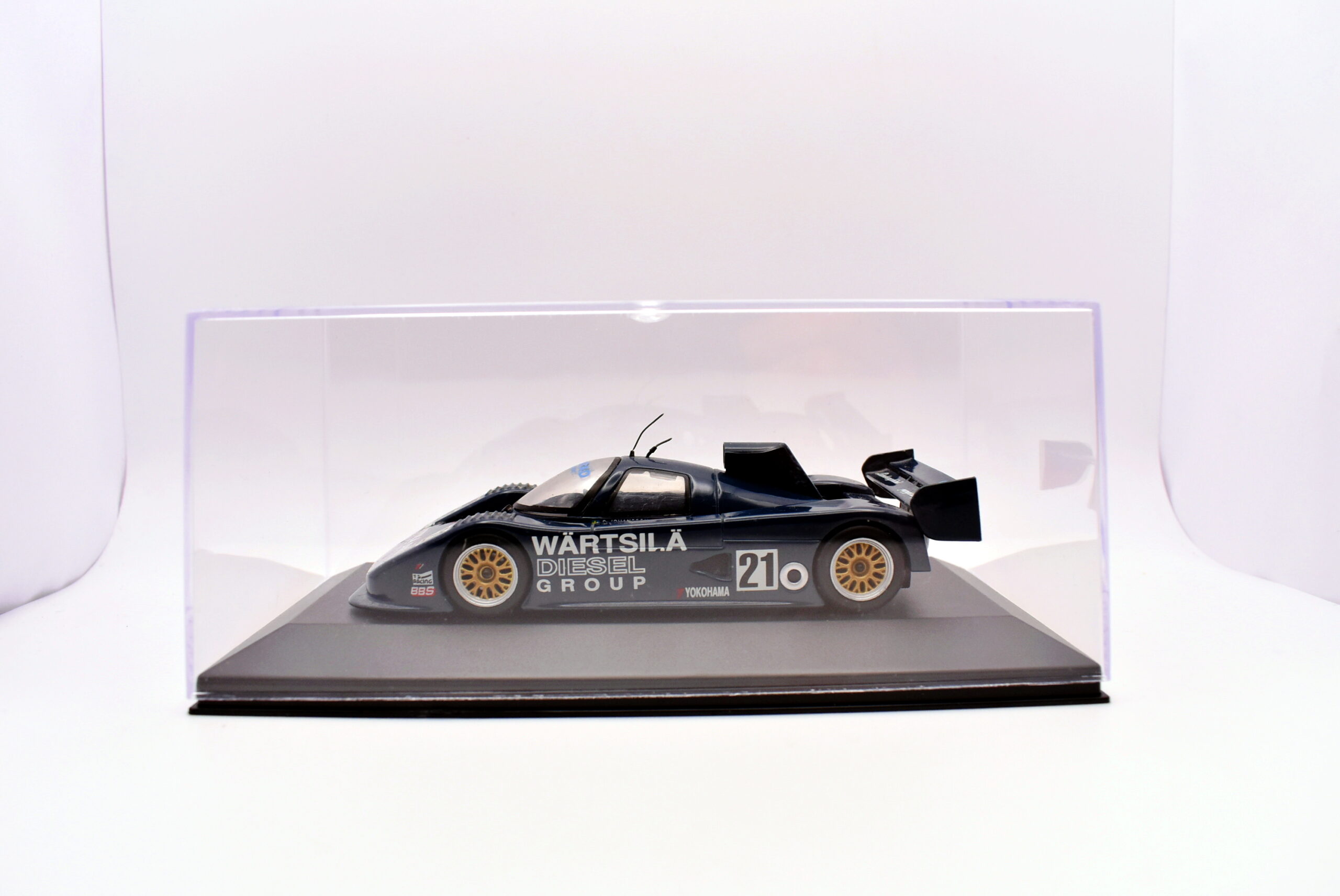 Modellino auto konrad lamborghini KM011 racing scala 1:43 diecast modellismo - Image 4