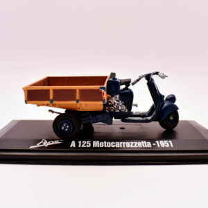 modellino Ape A 125 motocarrozzetta Scala 1:32 diecast modellismo da collezione edicola