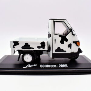 modellino Ape 50 mucca Scala 1:32 diecast modellismo da collezione edicola
