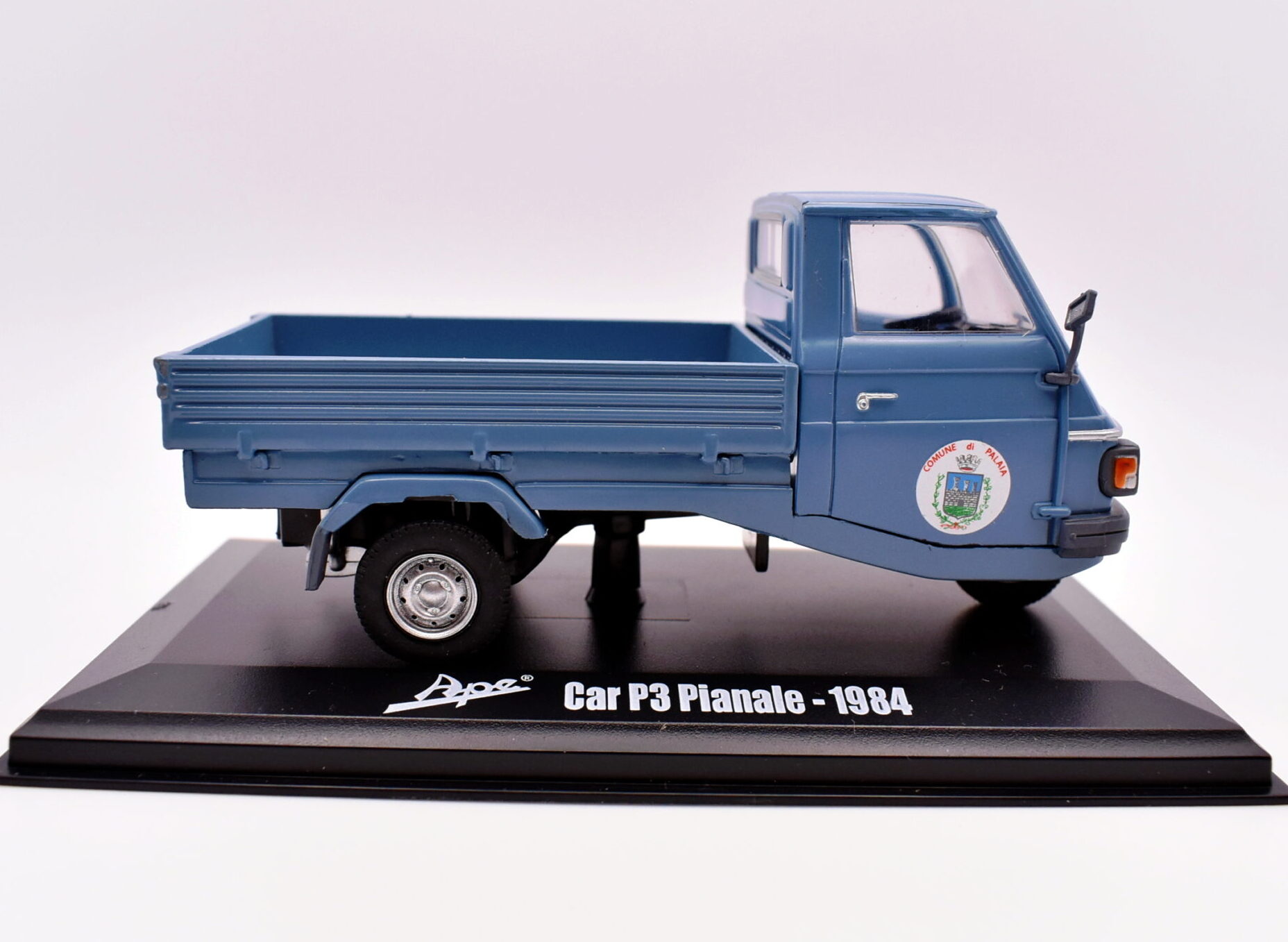 modellino Ape Car P3 pianale Scala 1:32 diecast modellismo da collezione edicola