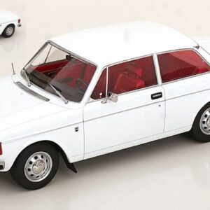 Modellino auto scala 1:18 ModelCarGroup  VOLVO 142 1973 WHITE diecast modellismo statico
