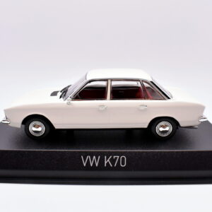 Modellino auto scala 1:43 VW K70 norev diecast modellismo statico da collezione