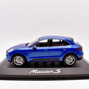 Modellino auto scala 1:43 porsche macan S minichamps diecast modellismo da collezione
