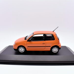 Modellino auto scala 1:43 seat arosa minichamps diecast modellismo da collezione