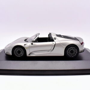 Modellino auto scala 1:43 porsche 918 modellismo da collezione